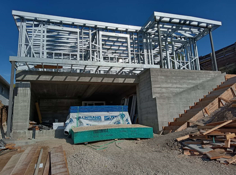 Residential Concrete Retaining Wall