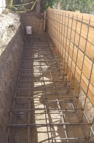 Commercial Concrete Retaining Wall